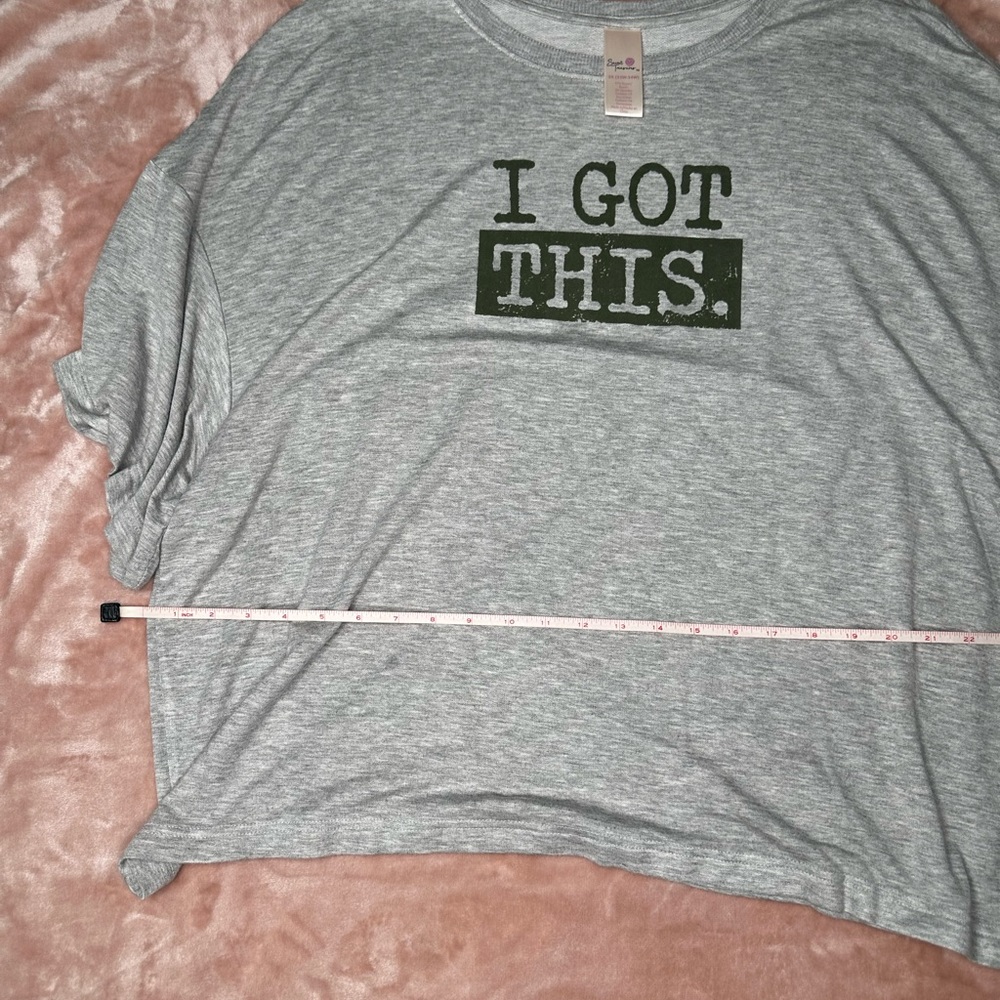 T-shirt - Picture 2 of 4